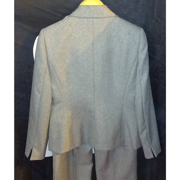 LeSuit herringbone suit in Gray - Sz 8 - Picture 5 of 8